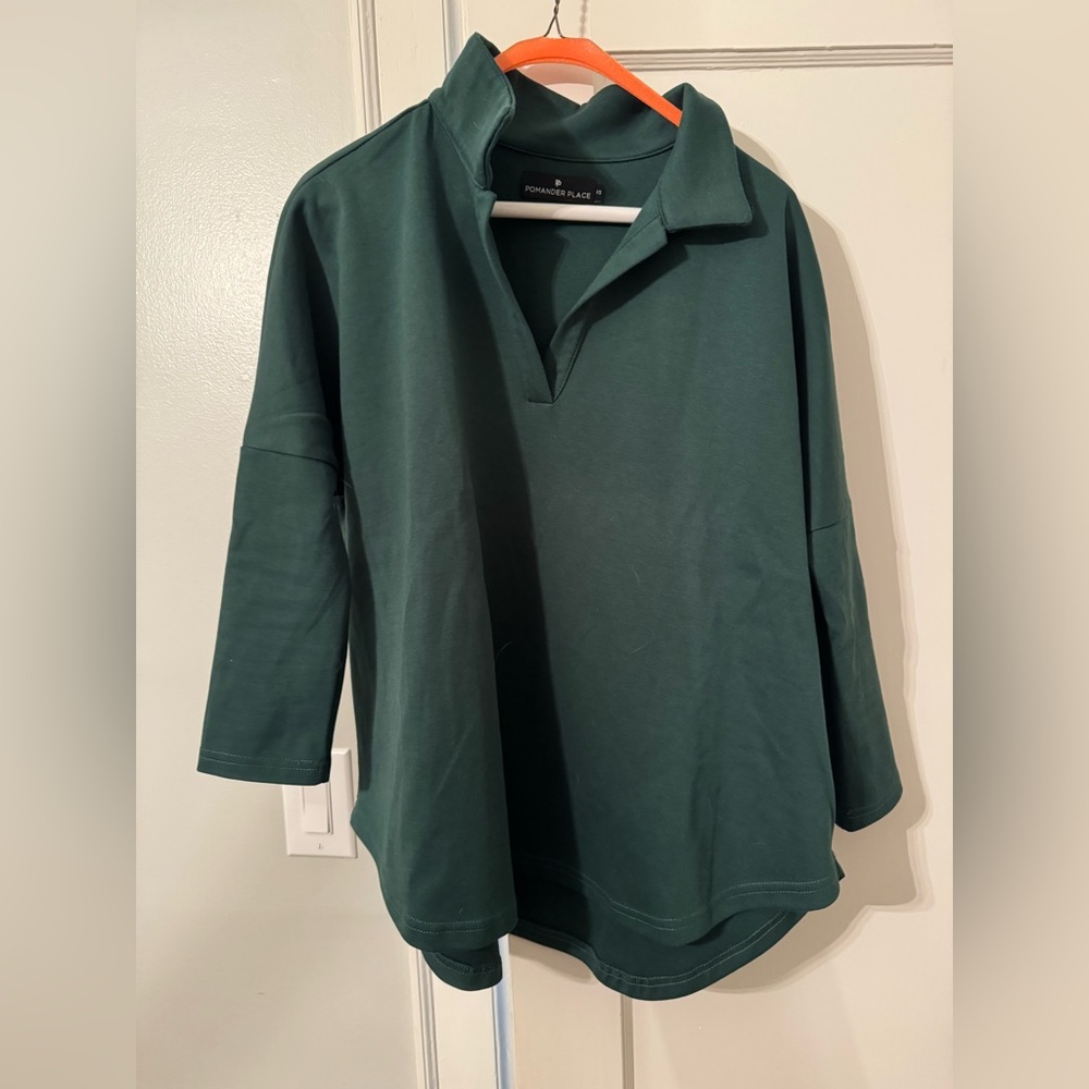 Tuckernuck collared sweatshirt